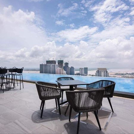 Sf Hotel Penthouse Residences Phnompenh Exteriér fotografie