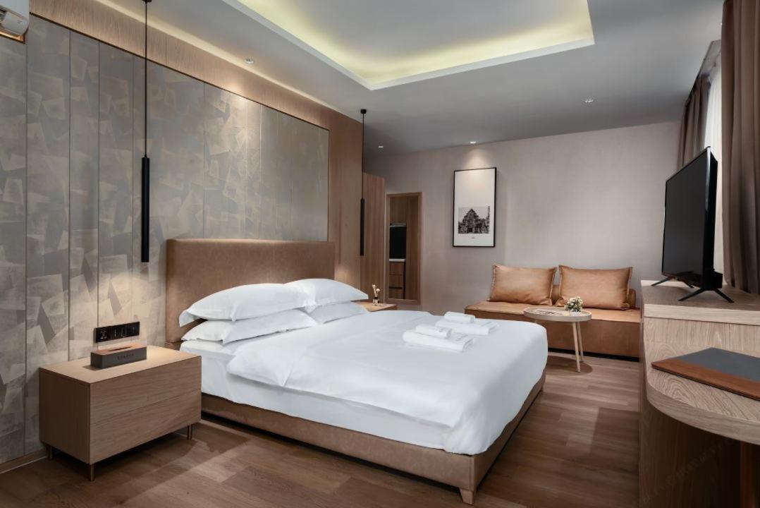 Sf Hotel Penthouse Residences Phnompenh Exteriér fotografie